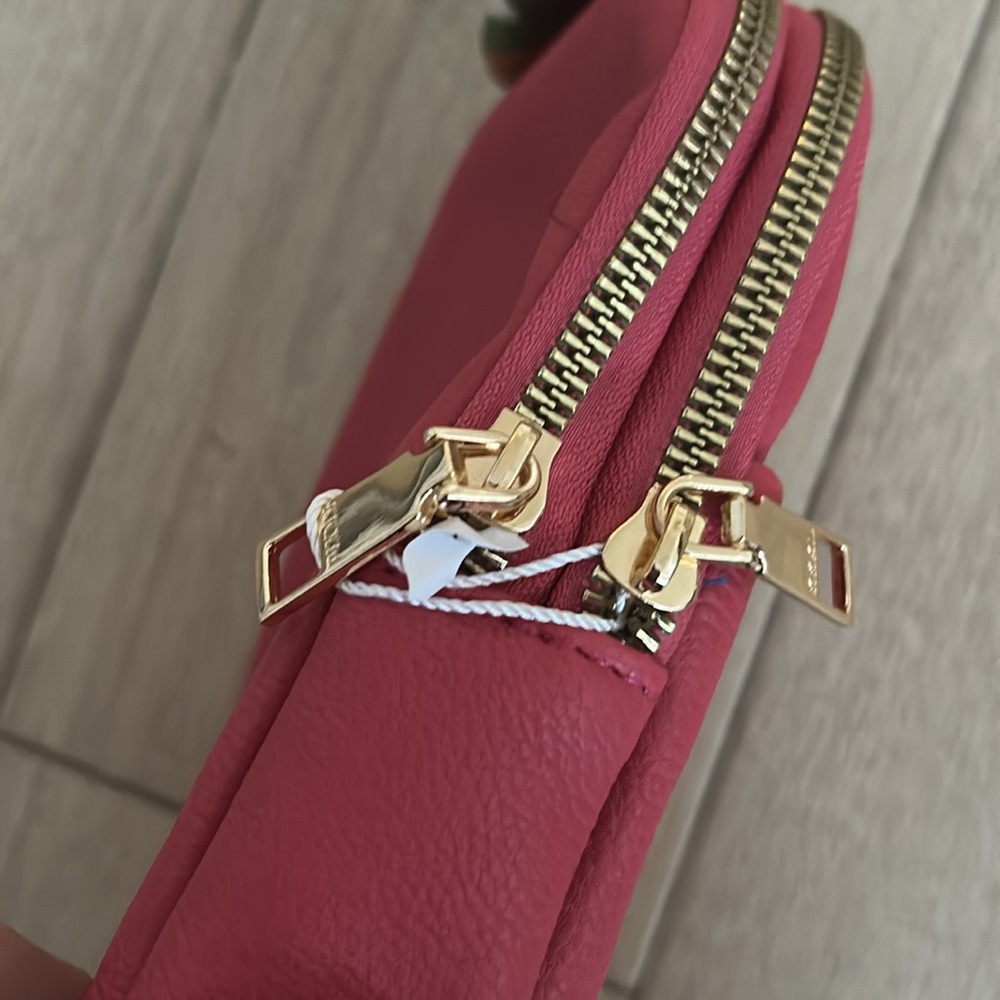 NEW NWT Chic Pink Crossbody Bag with Sturdy Southwest Patterned Strap and Gold - Picture 8 of 8